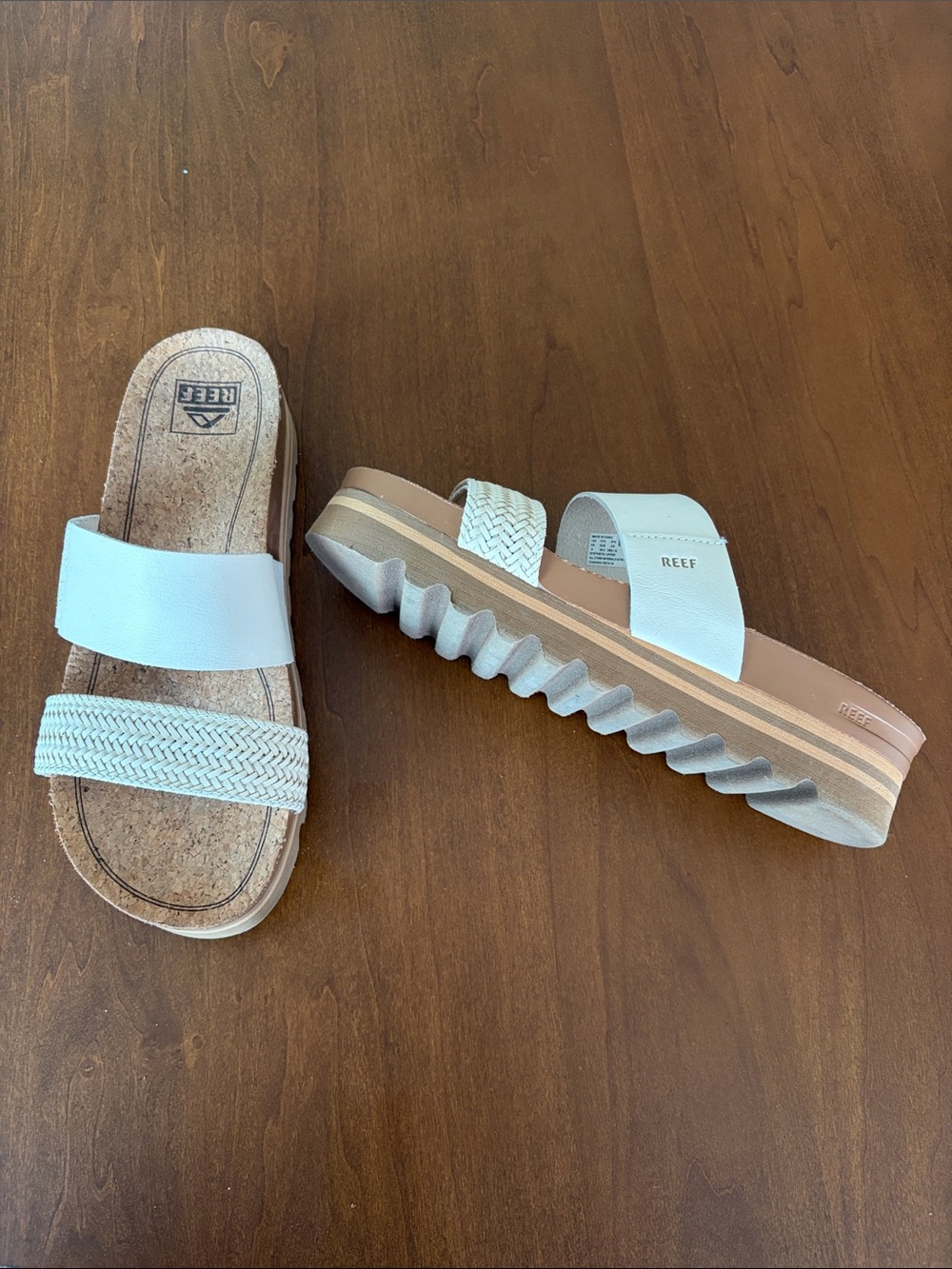 Women’s Reef Cushion Vista Hi, size 8, cream